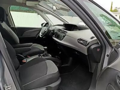 Sell Citroën C4 Spacetourer 2019 - 19900 EUR, 90359 km - AUTO.MOTO.pt