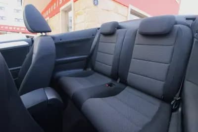 Vendo Volkswagen Golf Cabriolet 2013 - 12450 EUR, 104500 km - AUTO.MOTO.pt