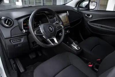 Sell Renault Zoe 2020 - 12900 EUR, 44743 km - AUTO.MOTO.pt