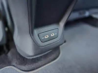 Vendo Cupra Born 2024 - 32400 EUR, 12000 km - AUTO.MOTO.pt