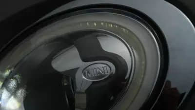 Vendo MINI Clubman 2018 - 24999 EUR, 131000 km - AUTO.MOTO.pt