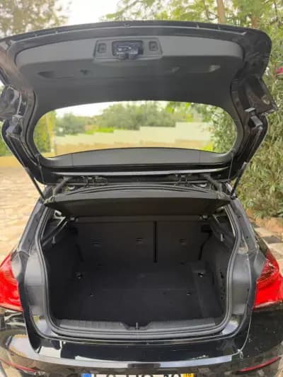 Vendo BMW 116 2018 - 18900 EUR, 83454 km - AUTO.MOTO.pt