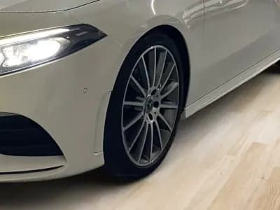 Vendo Mercedes-Benz A 180 2019 - 20950 EUR, 229500 km - AUTO.MOTO.pt