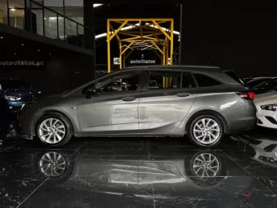 Vendo Opel Astra Sports Tourer 2020 - 13990 EUR, 89500 km - AUTO.MOTO.pt