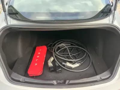 Sell Tesla Model 3 2019 - 18900 EUR, 125000 km - AUTO.MOTO.pt