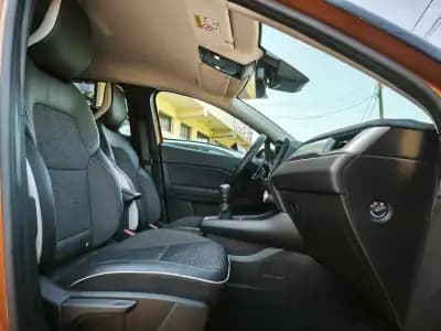 Vendo Renault Captur 2022 - 18900 EUR, 28032 km - AUTO.MOTO.pt