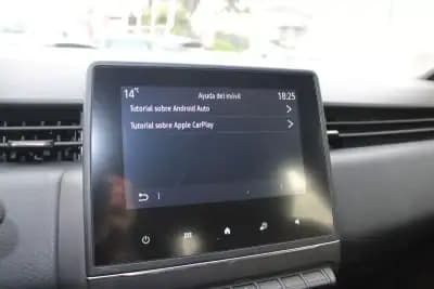 Vendo Renault Clio 2023 - 15900 EUR, 53000 km - AUTO.MOTO.pt