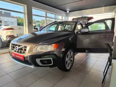 Sell Volvo XC 70 2010 - 13250 EUR, 324000 km - AUTO.MOTO.pt
