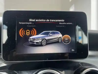 Vendo Mercedes-Benz C 300 2017 - 22999 EUR, 102000 km - AUTO.MOTO.pt