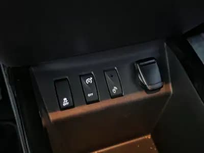 Sell Dacia Spring 2023 - 14990 EUR, 2000 km - AUTO.MOTO.pt