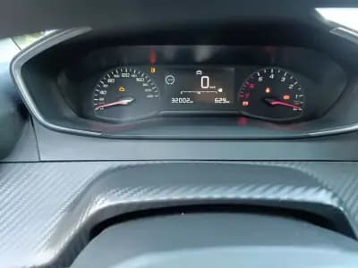 Sell Peugeot 208 2020 - 14750 EUR, 32000 km - AUTO.MOTO.pt