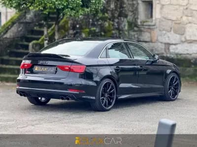 Vendo Audi S3 Limousine 2014 - 25500 EUR, 205000 km - AUTO.MOTO.pt