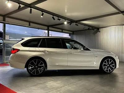 Vendo BMW 318 2012 - 16990 EUR, 173500 km - AUTO.MOTO.pt