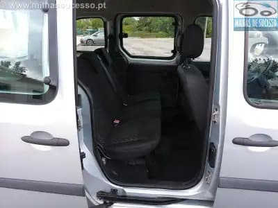 Sell Renault Kangoo 2013 - 9850 EUR, 241000 km - AUTO.MOTO.pt