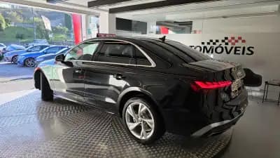 Sell Audi A4 2020 - 26900 EUR, 85888 km - AUTO.MOTO.pt