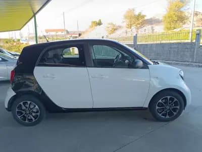 Vendo Smart ForFour 2016 - 10500 EUR, 66000 km - AUTO.MOTO.pt