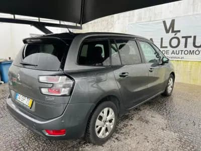 Sell Citroën C4 Grand Picasso 2015 - 10900 EUR, 246000 km - AUTO.MOTO.pt