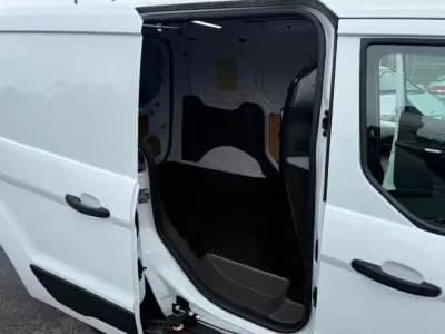 Sell Ford Transit Connect 2019 - 17490 EUR, 99576 km - AUTO.MOTO.pt