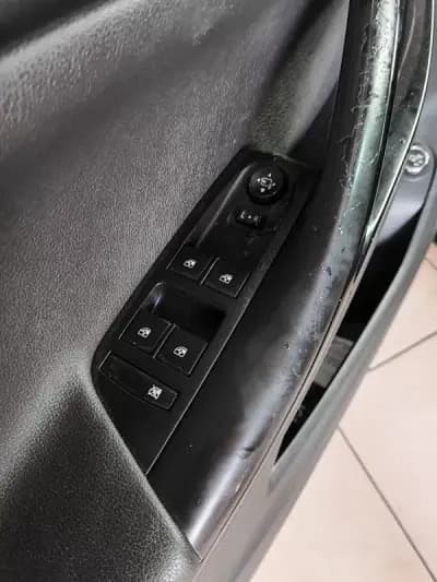 Vendo Opel Astra Sports Tourer 2016 - 8890 EUR, 174600 km - AUTO.MOTO.pt