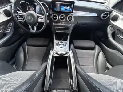 Vendo Mercedes-Benz C 300 2020 - 28499 EUR, 118000 km - AUTO.MOTO.pt