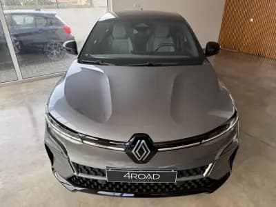Vendo Renault Mégane E-Tech 2022 - 25500 EUR, 22000 km - AUTO.MOTO.pt