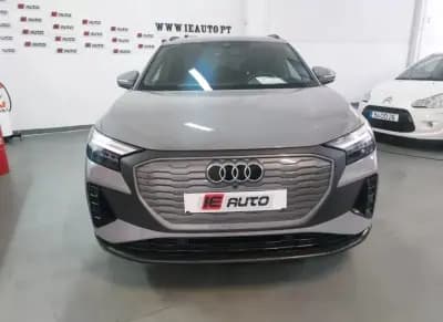 Vendo Audi Q4 e-tron 2021 - 27900 EUR, 85105 km - AUTO.MOTO.pt