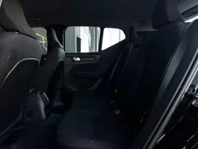 Sell Volvo XC 40 2023 - 33490 EUR, 72063 km - AUTO.MOTO.pt