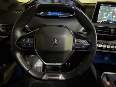 Vendo Peugeot 3008 2018 - 17500 EUR, 134944 km - AUTO.MOTO.pt