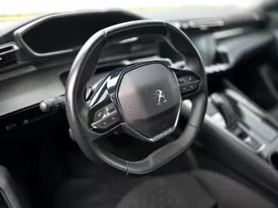 Sell Peugeot 508 SW 2021 - 15750 EUR, 170000 km - AUTO.MOTO.pt