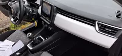 Sell Renault Clio 2021 - 14950 EUR, 71900 km - AUTO.MOTO.pt