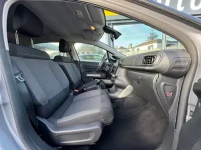 Vendo Citroën C3 2023 - 16900 EUR, 43439 km - AUTO.MOTO.pt