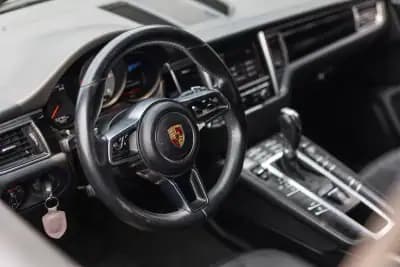 Sell Porsche Macan 2015 - 43900 EUR, 152799 km - AUTO.MOTO.pt