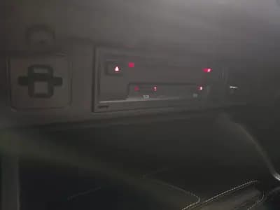 Vendo Volkswagen Polo 2018 - 16480 EUR, 138507 km - AUTO.MOTO.pt