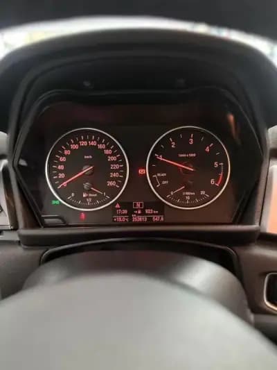 Vendo BMW 216 Active Tourer 2017 - 10990 EUR, 253813 km - AUTO.MOTO.pt