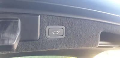 Sell Jaguar XF Sportbrake 2015 - 19990 EUR, 179000 km - AUTO.MOTO.pt