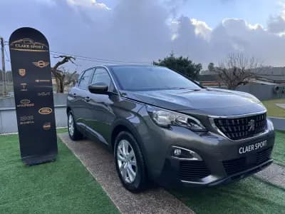 Vendo Peugeot 3008 2019 - 13900 EUR, 180000 km - AUTO.MOTO.pt
