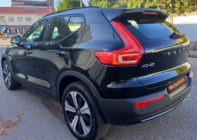 Vendo Volvo XC 40 2022 - 27490 EUR, 90000 km - AUTO.MOTO.pt