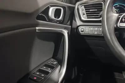 Sell Kia XCeed 2022 - 22450 EUR, 23900 km - AUTO.MOTO.pt