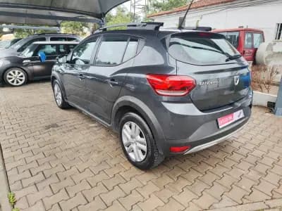 Vendo Dacia Sandero 2022 - 15500 EUR, 126000 km - AUTO.MOTO.pt