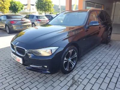 Vendo BMW 318 2014 - 15750 EUR, 143203 km - AUTO.MOTO.pt
