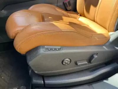 Vendo Peugeot 3008 2018 - 19900 EUR, 138000 km - AUTO.MOTO.pt