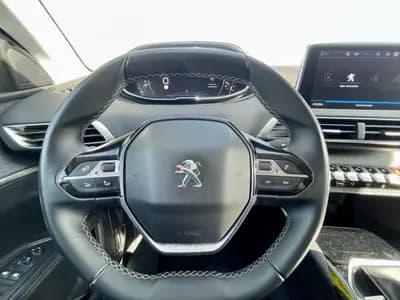 Vendo Peugeot 5008 2020 - 20980 EUR, 74000 km - AUTO.MOTO.pt