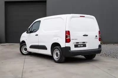 Vendo Citroën Berlingo 2021 - 14900 EUR, 116000 km - AUTO.MOTO.pt