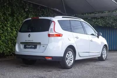 Vendo Renault Grand Scénic 2015 - 12900 EUR, 119300 km - AUTO.MOTO.pt