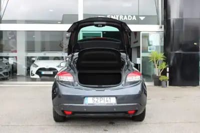 Vendo Renault Mégane Coupe 2014 - 10900 EUR, 202494 km - AUTO.MOTO.pt