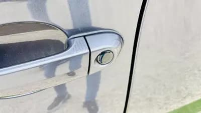 Vendo BMW 123 2007 - 11900 EUR, 253000 km - AUTO.MOTO.pt