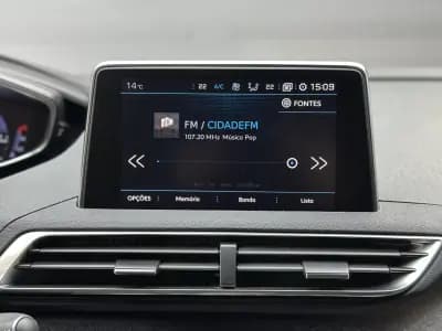 Vendo Peugeot 3008 2020 - 20100 EUR, 142000 km - AUTO.MOTO.pt