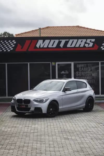 Vendo BMW 120 2014 - 17900 EUR, 193512 km - AUTO.MOTO.pt