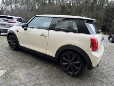 Vendo MINI 2015 - 14900 EUR, 140000 km - AUTO.MOTO.pt