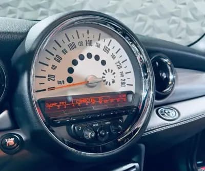 Vendo MINI 2014 - 16990 EUR, 120443 km - AUTO.MOTO.pt